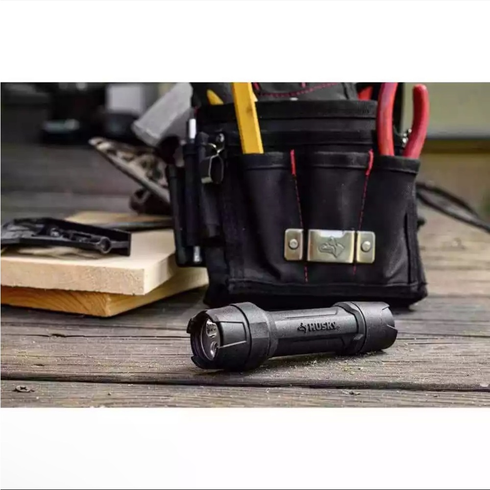 Husky 500 Lumens Tough Stainless Steel Multi-Setting LED Flashlight w/Batteries